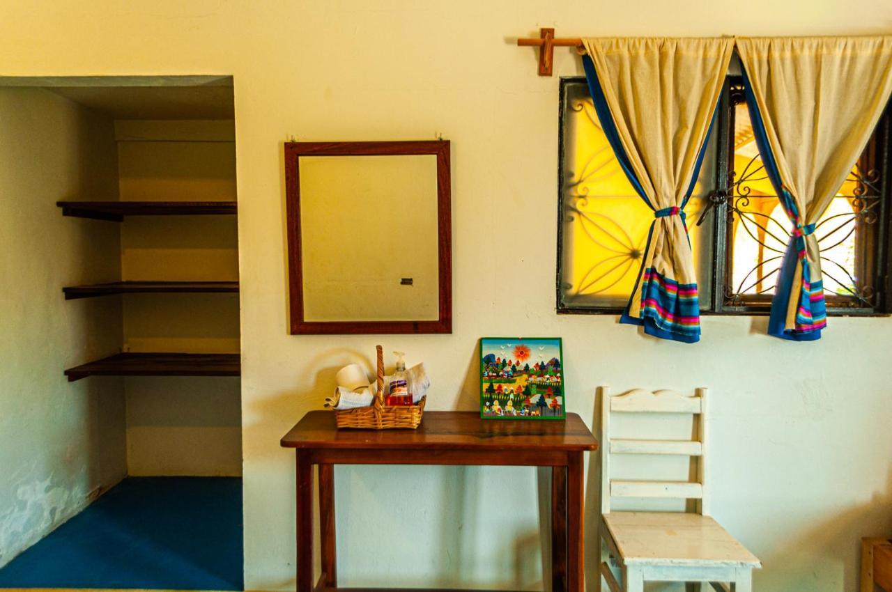 Hotel Capy Puerto Ángel Екстериор снимка